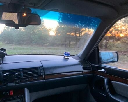 Черный Мерседес С Класс, объемом двигателя 3.2 л и пробегом 304 тыс. км за 4700 $, фото 12 на Automoto.ua