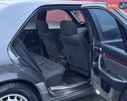 Черный Мерседес С Класс, объемом двигателя 3.2 л и пробегом 410 тыс. км за 7800 $, фото 35 на Automoto.ua