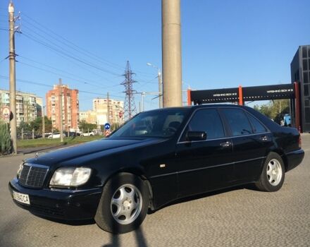 Черный Мерседес С Класс, объемом двигателя 3 л и пробегом 268 тыс. км за 13500 $, фото 2 на Automoto.ua