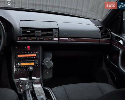 Черный Мерседес С Класс, объемом двигателя 3.2 л и пробегом 410 тыс. км за 7800 $, фото 38 на Automoto.ua