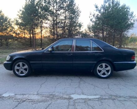 Черный Мерседес С Класс, объемом двигателя 3.2 л и пробегом 304 тыс. км за 4700 $, фото 3 на Automoto.ua