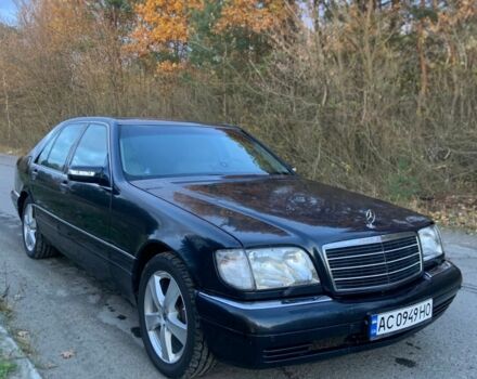 Черный Мерседес С Класс, объемом двигателя 3.2 л и пробегом 304 тыс. км за 4700 $, фото 1 на Automoto.ua