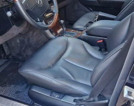 Черный Мерседес С Класс, объемом двигателя 4.2 л и пробегом 450 тыс. км за 7999 $, фото 18 на Automoto.ua