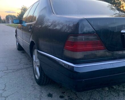 Черный Мерседес С Класс, объемом двигателя 3.2 л и пробегом 304 тыс. км за 4700 $, фото 5 на Automoto.ua