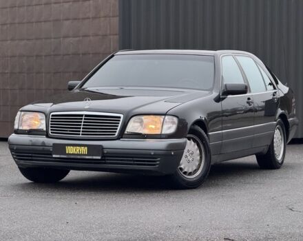 Черный Мерседес С Класс, объемом двигателя 3.2 л и пробегом 410 тыс. км за 7800 $, фото 1 на Automoto.ua