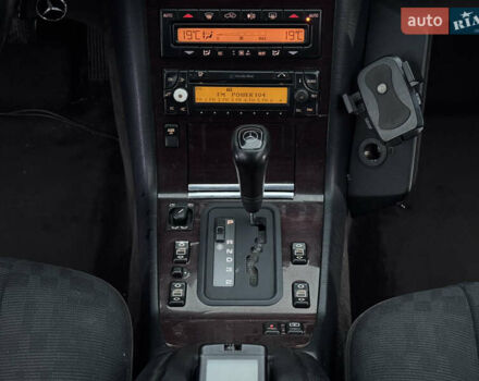 Черный Мерседес С Класс, объемом двигателя 3.2 л и пробегом 410 тыс. км за 7800 $, фото 41 на Automoto.ua