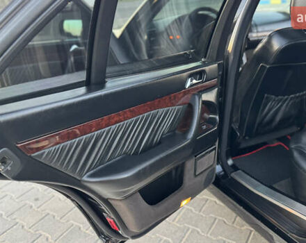 Мерседес С Класс 1997 в Одессе на Automoto.ua Черный Мерседес С Класс, объемом двигателя 4.2 л и пробегом 245 тыс. км за 4699 $, фото 25 на Automoto.ua