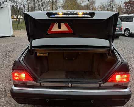 Черный Мерседес С Класс, объемом двигателя 5 л и пробегом 312 тыс. км за 23000 $, фото 25 на Automoto.ua