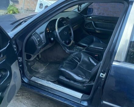 Черный Мерседес С Класс, объемом двигателя 3 л и пробегом 350 тыс. км за 4500 $, фото 6 на Automoto.ua