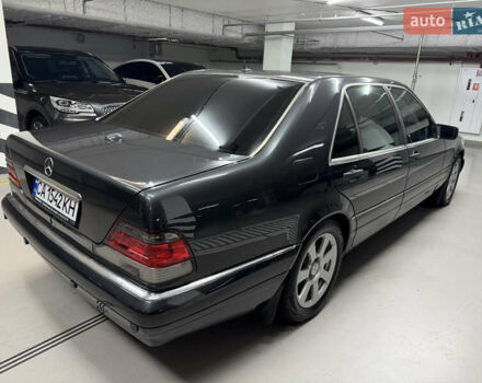 Черный Мерседес С Класс, объемом двигателя 4.97 л и пробегом 312 тыс. км за 27000 $, фото 18 на Automoto.ua