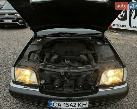 Черный Мерседес С Класс, объемом двигателя 5 л и пробегом 312 тыс. км за 23000 $, фото 24 на Automoto.ua