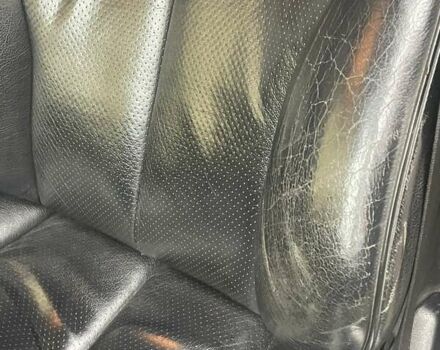 Черный Мерседес С Класс, объемом двигателя 3.2 л и пробегом 280 тыс. км за 8000 $, фото 5 на Automoto.ua