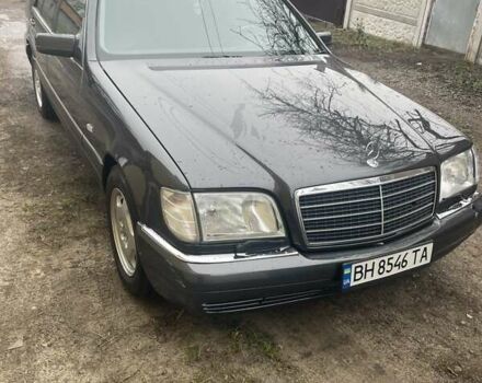 Черный Мерседес С Класс, объемом двигателя 3.2 л и пробегом 280 тыс. км за 8000 $, фото 1 на Automoto.ua