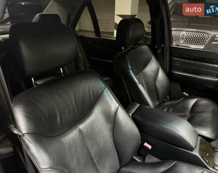 Черный Мерседес С Класс, объемом двигателя 4.97 л и пробегом 312 тыс. км за 27000 $, фото 42 на Automoto.ua