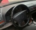 Черный Мерседес С Класс, объемом двигателя 3.2 л и пробегом 200 тыс. км за 4000 $, фото 3 на Automoto.ua