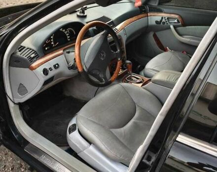 Мерседес С Клас 1998 у Луцьку на Automoto.ua Чорний Мерседес С Клас, об'ємом двигуна 5 л та пробігом 350 тис. км за 5599 $, фото 7 на Automoto.ua