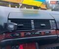 Чорний Мерседес С Клас, об'ємом двигуна 3.2 л та пробігом 627 тис. км за 3600 $, фото 12 на Automoto.ua