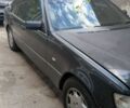 Чорний Мерседес С Клас, об'ємом двигуна 3.2 л та пробігом 593 тис. км за 3700 $, фото 1 на Automoto.ua