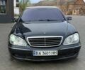 Черный Мерседес С Класс, объемом двигателя 4.3 л и пробегом 380 тыс. км за 3299 $, фото 1 на Automoto.ua