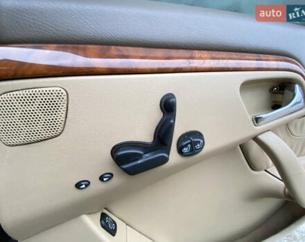 Черный Мерседес С Класс, объемом двигателя 5 л и пробегом 299 тыс. км за 4200 $, фото 16 на Automoto.ua