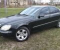 Черный Мерседес С Класс, объемом двигателя 3.2 л и пробегом 300 тыс. км за 3899 $, фото 1 на Automoto.ua