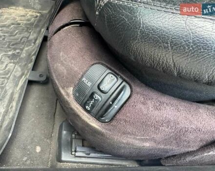 Черный Мерседес С Класс, объемом двигателя 4.97 л и пробегом 299 тыс. км за 6190 $, фото 18 на Automoto.ua