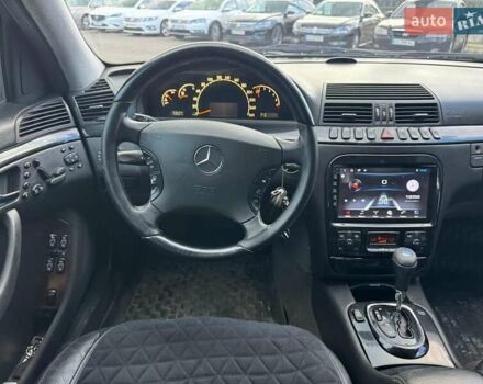 Черный Мерседес С Класс, объемом двигателя 4.97 л и пробегом 299 тыс. км за 6190 $, фото 13 на Automoto.ua