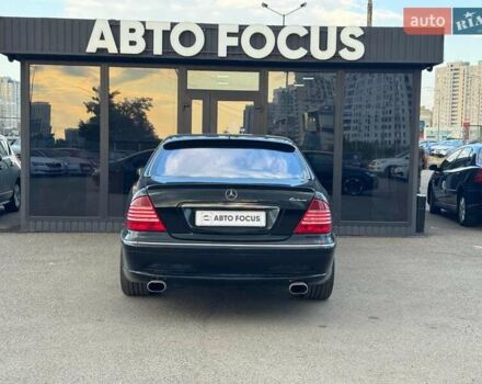 Черный Мерседес С Класс, объемом двигателя 4.97 л и пробегом 299 тыс. км за 6190 $, фото 5 на Automoto.ua