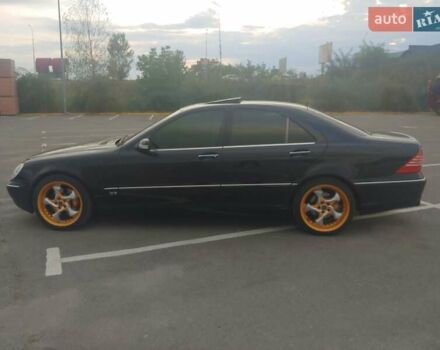 Чорний Мерседес С Клас, об'ємом двигуна 4.3 л та пробігом 268 тис. км за 10000 $, фото 1 на Automoto.ua