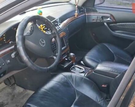 Черный Мерседес С Класс, объемом двигателя 4.97 л и пробегом 296 тыс. км за 4600 $, фото 7 на Automoto.ua