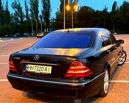 Чорний Мерседес С Клас, об'ємом двигуна 5 л та пробігом 300 тис. км за 6500 $, фото 1 на Automoto.ua