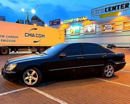 Чорний Мерседес С Клас, об'ємом двигуна 5 л та пробігом 300 тис. км за 6500 $, фото 5 на Automoto.ua