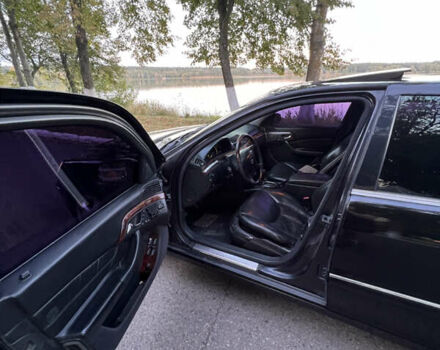 Черный Мерседес С Класс, объемом двигателя 5 л и пробегом 350 тыс. км за 4700 $, фото 8 на Automoto.ua