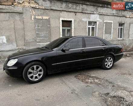 Черный Мерседес С Класс, объемом двигателя 5 л и пробегом 299 тыс. км за 4200 $, фото 11 на Automoto.ua