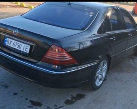 Черный Мерседес С Класс, объемом двигателя 4.97 л и пробегом 296 тыс. км за 4600 $, фото 5 на Automoto.ua