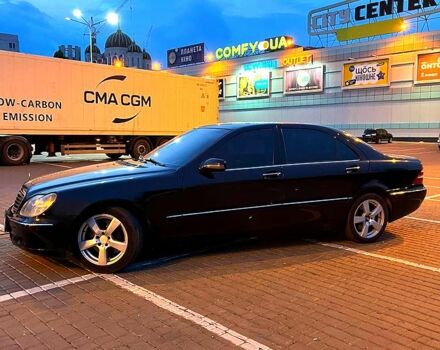 Черный Мерседес С Класс, объемом двигателя 5 л и пробегом 300 тыс. км за 6500 $, фото 5 на Automoto.ua
