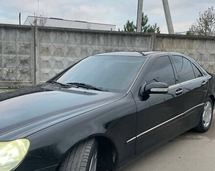 Черный Мерседес С Класс, объемом двигателя 3.22 л и пробегом 390 тыс. км за 5700 $, фото 5 на Automoto.ua