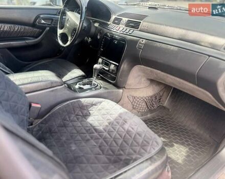 Чорний Мерседес С Клас, об'ємом двигуна 4.97 л та пробігом 430 тис. км за 7200 $, фото 10 на Automoto.ua