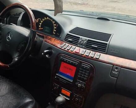Чорний Мерседес С Клас, об'ємом двигуна 3.2 л та пробігом 340 тис. км за 3450 $, фото 22 на Automoto.ua