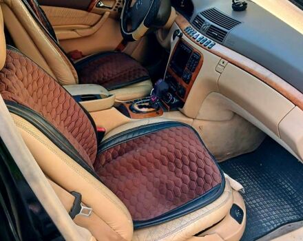 Чорний Мерседес С Клас, об'ємом двигуна 4.5 л та пробігом 298 тис. км за 3500 $, фото 4 на Automoto.ua