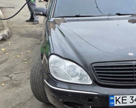 Черный Мерседес С Класс, объемом двигателя 5 л и пробегом 400 тыс. км за 3500 $, фото 5 на Automoto.ua
