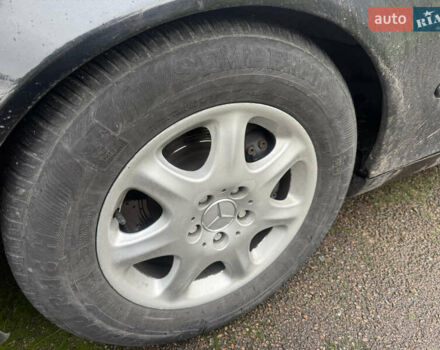 Черный Мерседес С Класс, объемом двигателя 5 л и пробегом 355 тыс. км за 4400 $, фото 18 на Automoto.ua