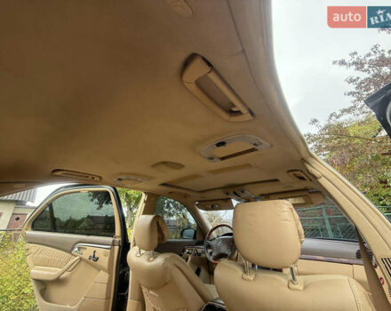 Черный Мерседес С Класс, объемом двигателя 5 л и пробегом 355 тыс. км за 4400 $, фото 11 на Automoto.ua