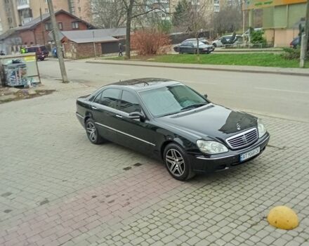Черный Мерседес С Класс, объемом двигателя 5 л и пробегом 450 тыс. км за 5700 $, фото 6 на Automoto.ua