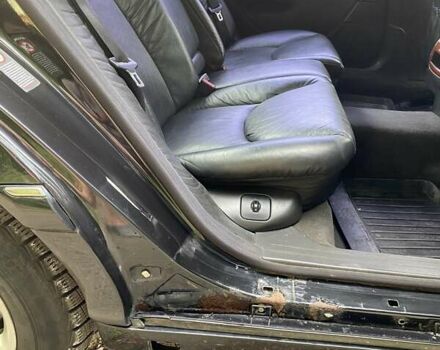 Чорний Мерседес С Клас, об'ємом двигуна 3.2 л та пробігом 280 тис. км за 6500 $, фото 5 на Automoto.ua