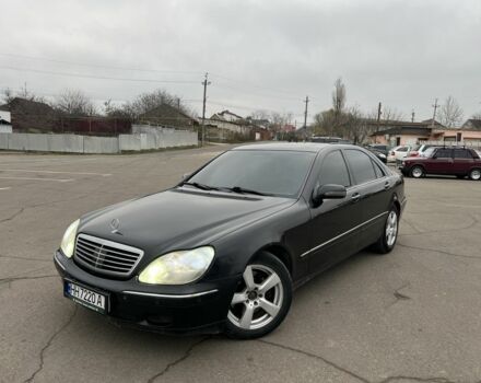 Чорний Мерседес С Клас, об'ємом двигуна 5 л та пробігом 250 тис. км за 4800 $, фото 1 на Automoto.ua