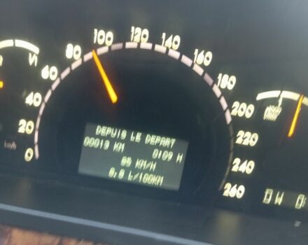 Черный Мерседес С Класс, объемом двигателя 5 л и пробегом 377 тыс. км за 4400 $, фото 6 на Automoto.ua