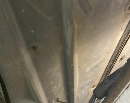 Черный Мерседес С Класс, объемом двигателя 4.3 л и пробегом 350 тыс. км за 6500 $, фото 9 на Automoto.ua