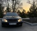 Чорний Мерседес С Клас, об'ємом двигуна 5 л та пробігом 390 тис. км за 3576 $, фото 1 на Automoto.ua