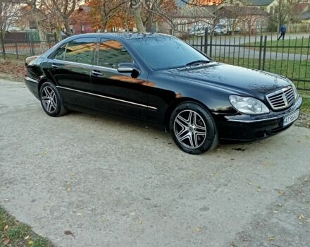 Черный Мерседес С Класс, объемом двигателя 5 л и пробегом 450 тыс. км за 5700 $, фото 2 на Automoto.ua